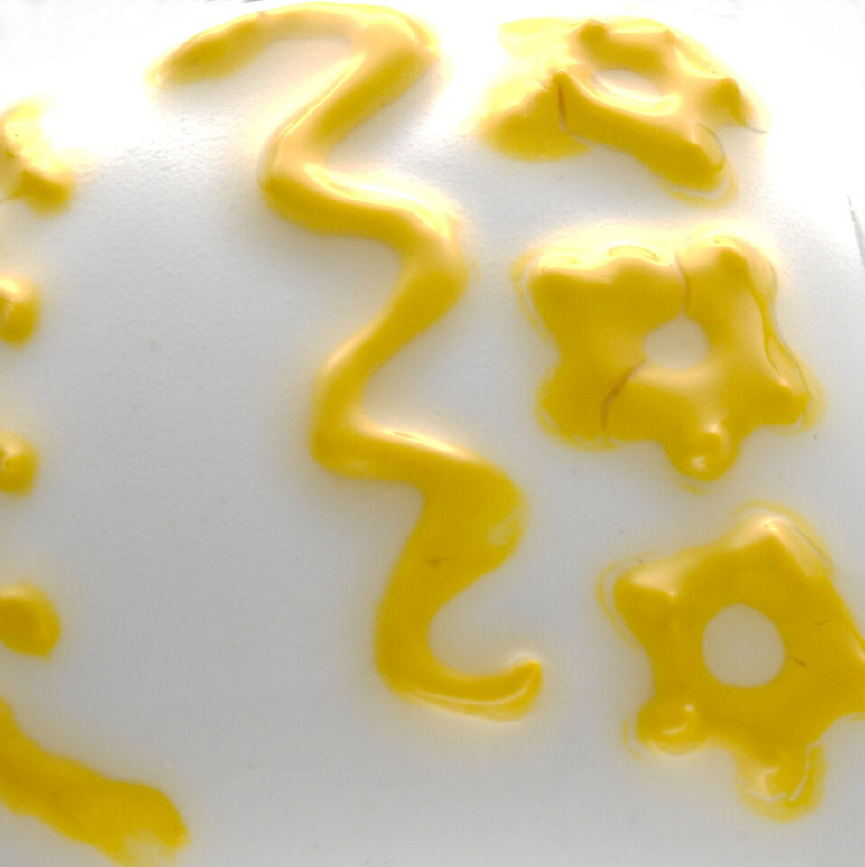 Yummy Yellow Effects Underglaze